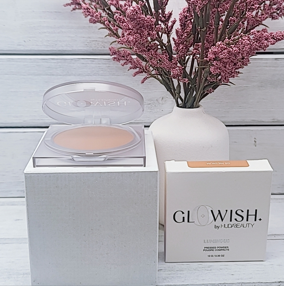 Glowish by Huda Beauty Luminous Pressed Powder
